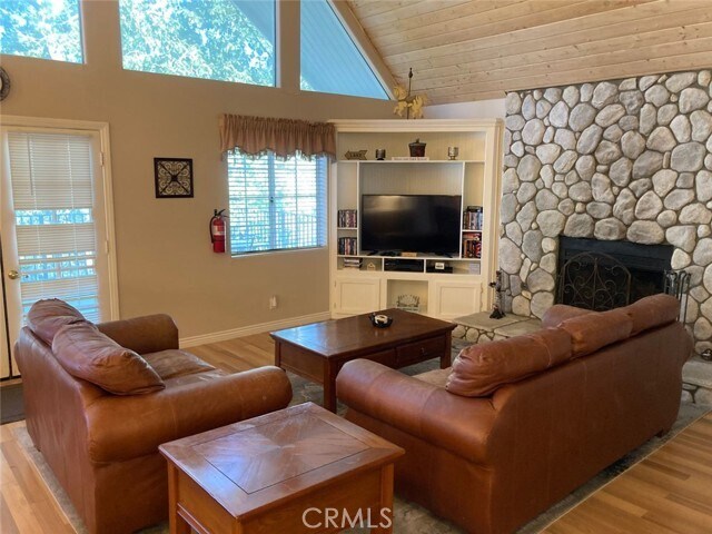 Photo - 1050 Carousel Rd