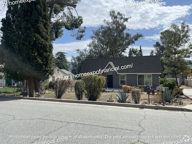 Building Photo - Nice Home For Rent (Front House)