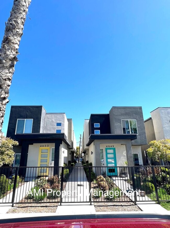 Building Photo - Brand New Two Bedroom Townhomes!! $1000 off 1st Month's Rent!! Unit 4651 #2
