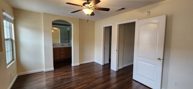 Photo - 238 Marquette Ave