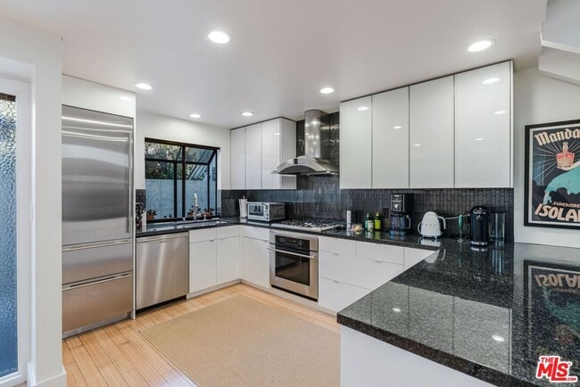 Photo - 940 14th St Unit E