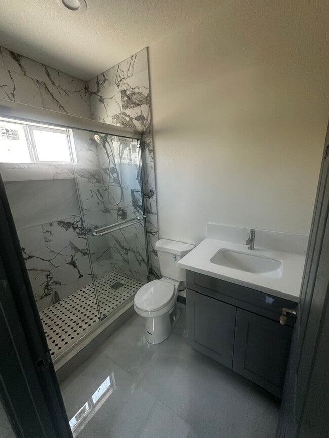 Photo - 2304 W Cubbon St