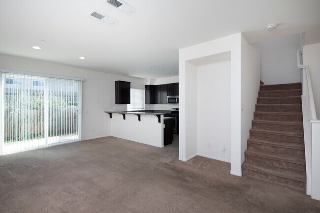 Photo - Spacious Two Bedroom Townhouse in Imperial...