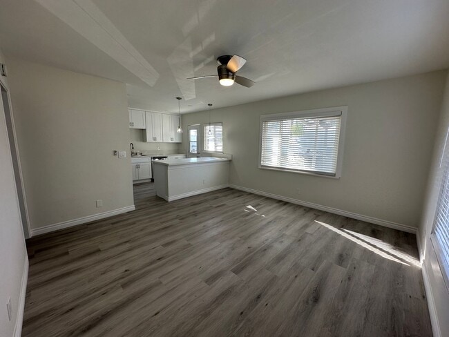 Photo - 240 W Collins Ave Unit A