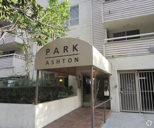 Building Photo - 10960 Ashton Ave Rental