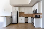 Live/Work Studio Loft - 920SF - City Lofts