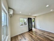 Photo - Charming Hyde Park 3b/2b Bungalow with Mod... House