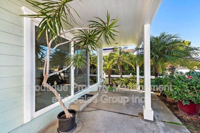 Photo - FRONT UNIT-1707 W BALBOA