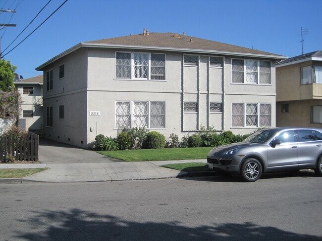 Building Photo - 3316 S. Durango Ave.