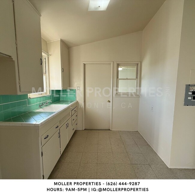 Photo - 10513 Venita St