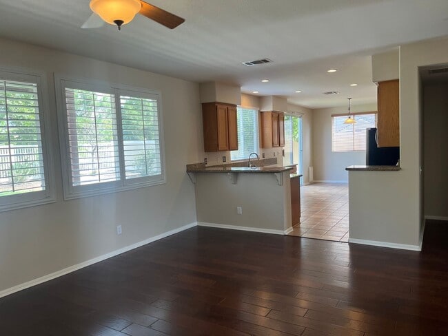 Photo - Paseo del Sol 4 Bedroom