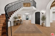 Photo - 729 N Bedford Dr