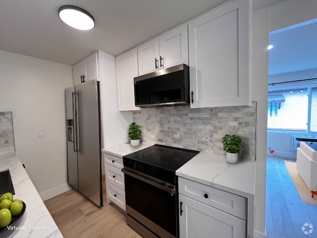 Building Photo - 460 S Olive St Rental