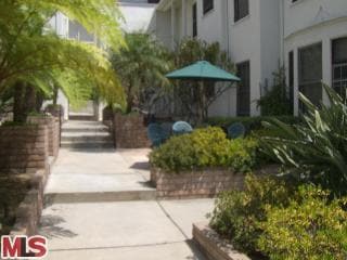 Building Photo - 8559 Holloway Dr Unit 2