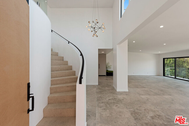 Photo - 8236 Zitola Terrace