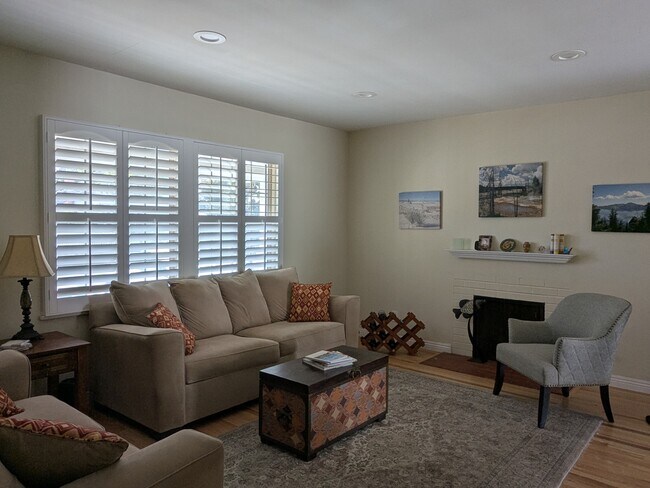 Photo - 413 Avenue D