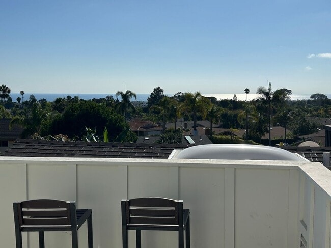 Building Photo - 4065 Sunnyhill Dr Rental