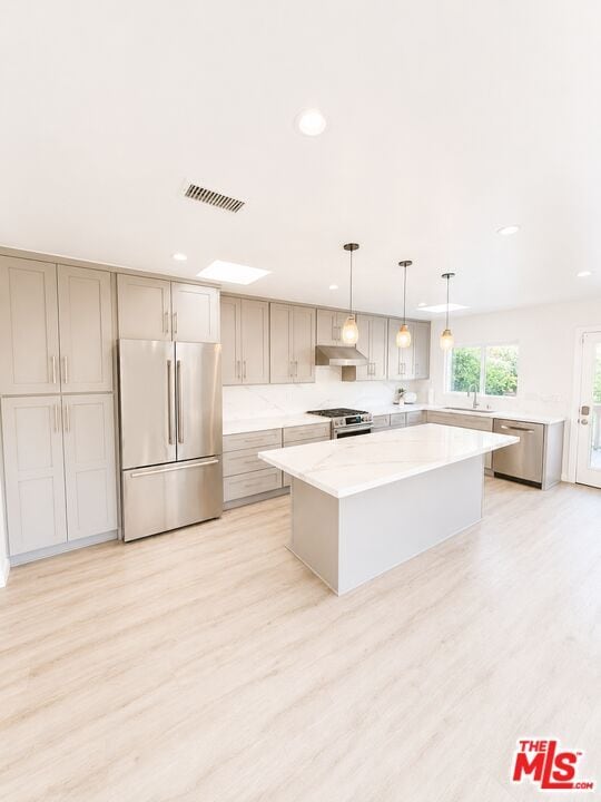 Photo - 1636 Courtney Ave