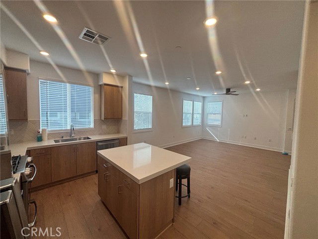 Photo - 1720 Park St