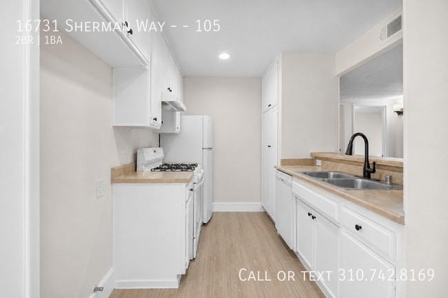 Photo - 16731 Sherman Way Unit 105