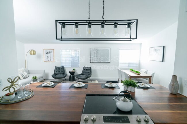 Photo - 3563 Angwin Dr Unit 3557