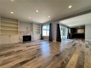 Photo - 1516 E Cyrene Dr House