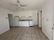 Photo - 405 E Esther St Unit 407 1/2
