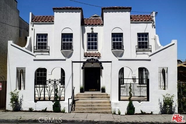 Building Photo - 1145 S New Hampshire Ave Unit 3