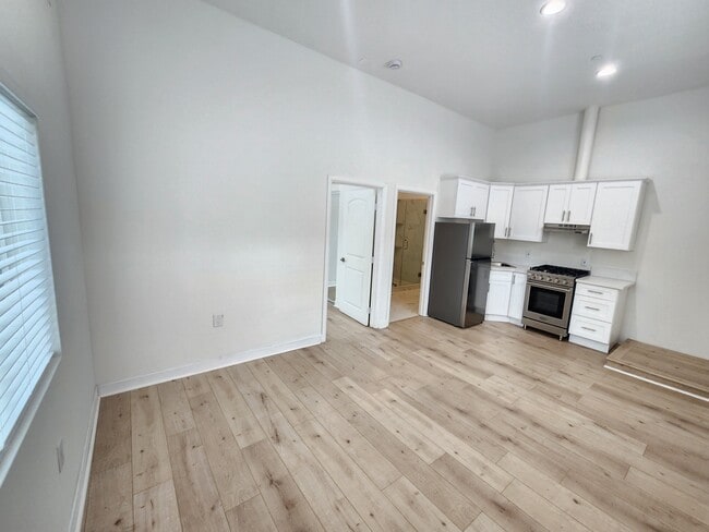 Photo - 6522 Camellia Ave Unit 6520 Camellia