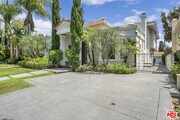 Photo - 116 N Palm Dr House