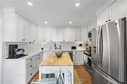 Photo - 1185 Noria St