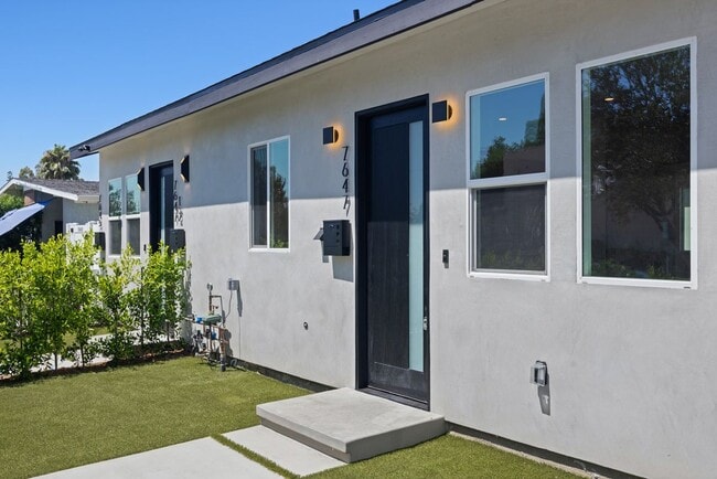 Photo - 7647 Melvin Ave