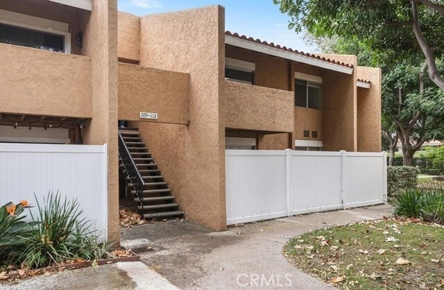 Photo - 1001 W MacArthur Blvd