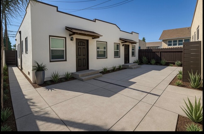 Photo - 1535 Freeman Ave
