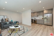 Photo - 2232 W 24th St Apartment Unit 207