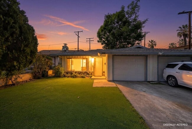 Building Photo - Prime Location for Busy Med Students