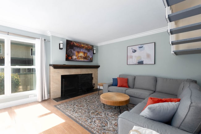 Building Photo - 10159 Caminito Volar