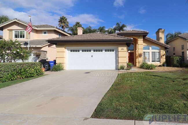 Building Photo - Beautiful 3-Bedroom Home Near Parks, Shopp...