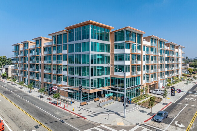 795 Third Ave Chula Vista, CA 91910-5815 - Casa Estilo - Luxury Living