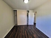 Photo - LB1702 (lease only) Unit 3