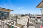 Photo - 1140 N Clark St Condo Unit 206