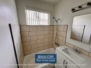 Photo - 1525 Magnolia Ave W House