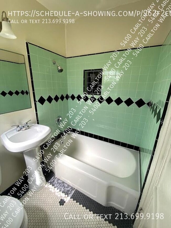 Building Photo - 5400 Carlton Way