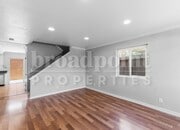 Photo - 1423 N Broadway