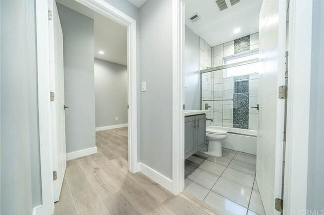 Photo - 4820 St Charles Pl Unit 1/4