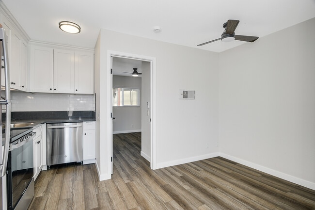 Photo - 4142 44th St Unit 14