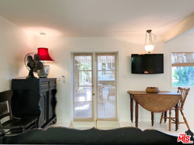 Photo - 1602 Courtney Ave