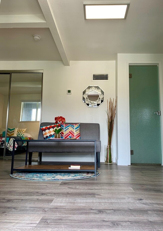 Photo - 2414 N Alvarado St