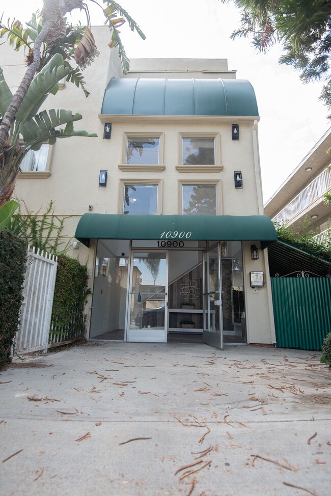 10900 Blix St - 10900 Blix St Apartments