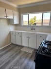 Photo - 658 W Walnut Ave